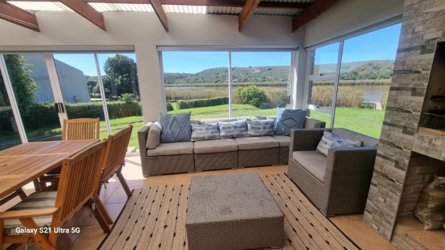 4 Bedroom Property for Sale in Malgas Western Cape